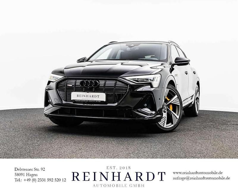 Mythosschwarz metallic Gebraucht 2022 Audi e-tron Black Edition SUV | 46.015 € (Fairer Preis) - Bild 1/3