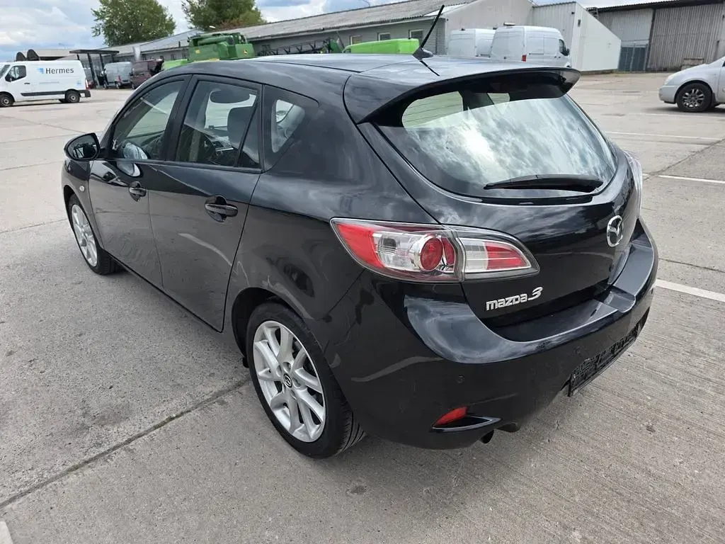 Gebraucht Mazda 3 Center-Line 116 PS (85 kW) 2012 Schwarz Limousine