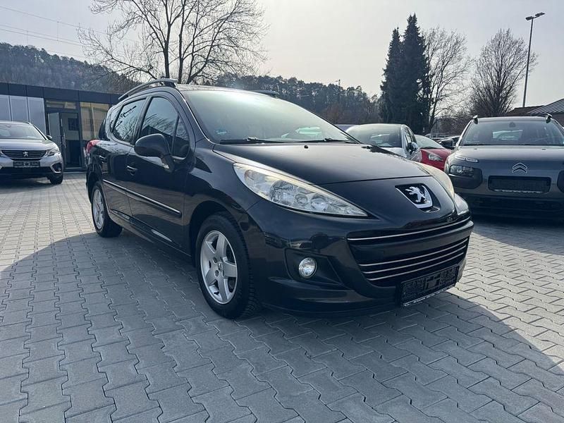Gebraucht Peugeot 207 Premium 95 PS (69 kW) 2009 Schwarz Kombi