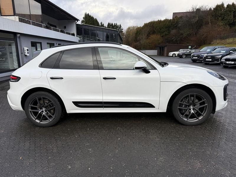 Gebraucht Porsche Macan Sport 265 PS (194 kW) 2023 Weiß SUV
