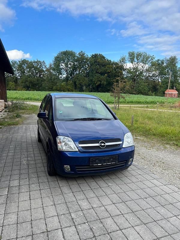 Blau Gebraucht 2003 Opel Meriva Cosmo Van / Kleinbus | 490 € (Superpreis) - Bild 1/4