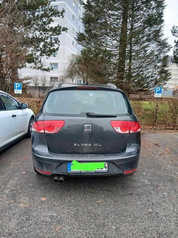 Gebraucht Seat Altea XL 125 PS (91 kW) 2009 Grau Van / Kleinbus