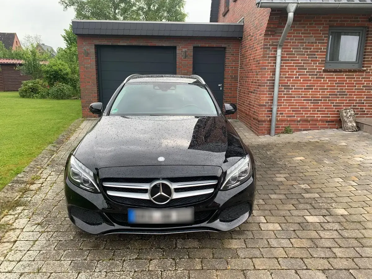 Gebraucht Mercedes C250 204 PS (150 kW) 2015 Schwarz Kombi