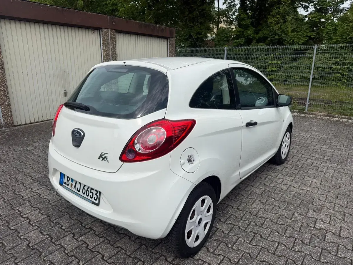 Usata Ford Ka 150 CV (110 kW) 2011 Bianco Utilitaria