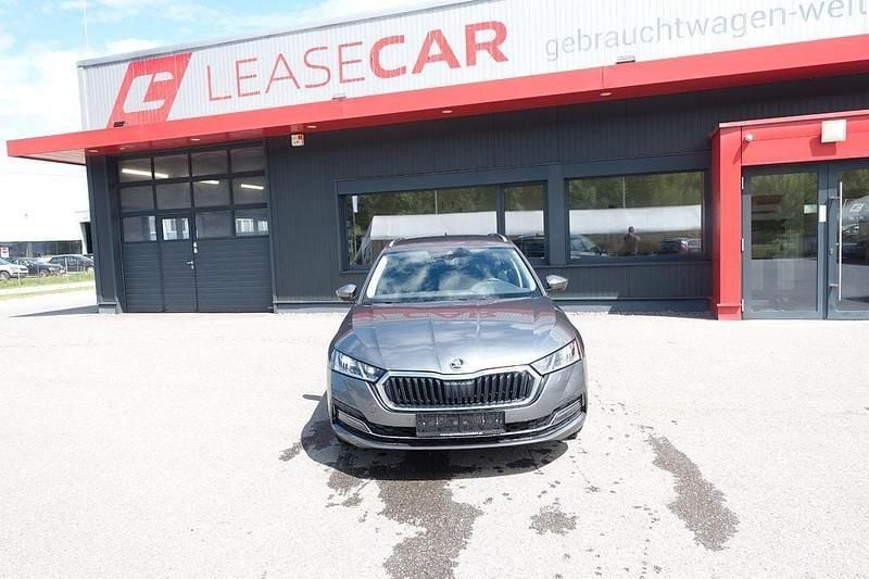 Gebraucht Skoda Octavia Style 150 PS (110 kW) 2023 Grau Kombi