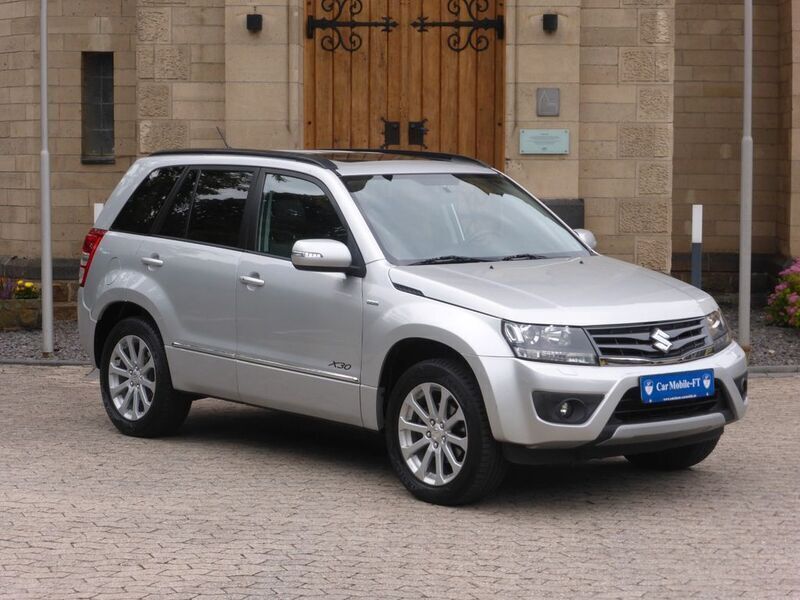 Silber Gebraucht 2014 Suzuki Grand Vitara SUV | 12.950 € (Fairer Preis) - Bild 1/4
