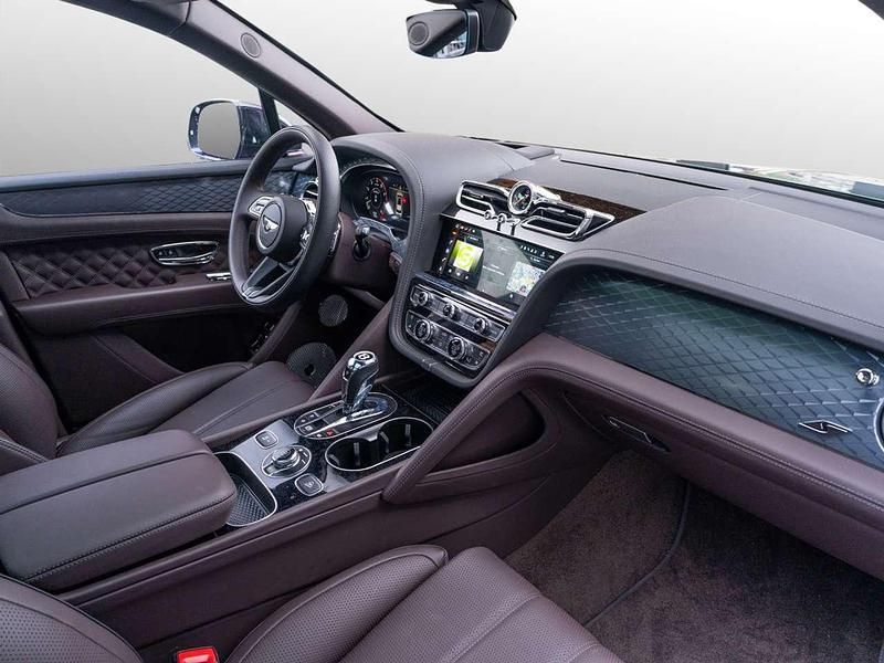 Gebraucht Bentley Bentayga 549 PS (403 kW) 2025 Grün SUV