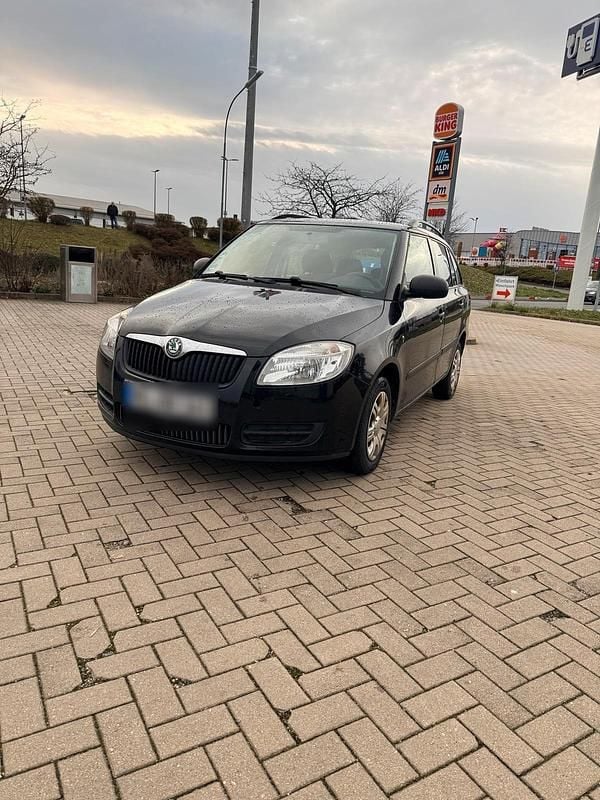Schwarz Gebraucht 2009 Skoda Fabia Kombi | 1.799 € (Guter Preis) - Bild 1/4