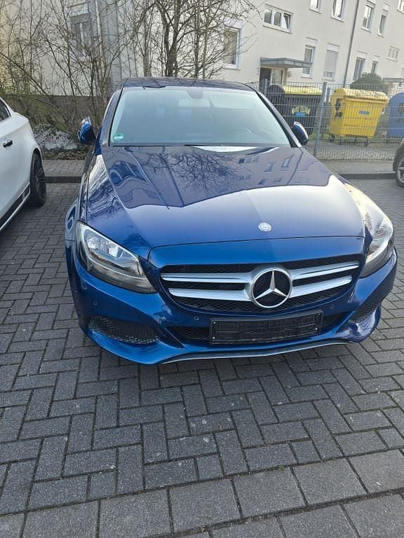 Gebraucht Mercedes C180 Edition 156 PS (114 kW) 2015 Blau Limousine