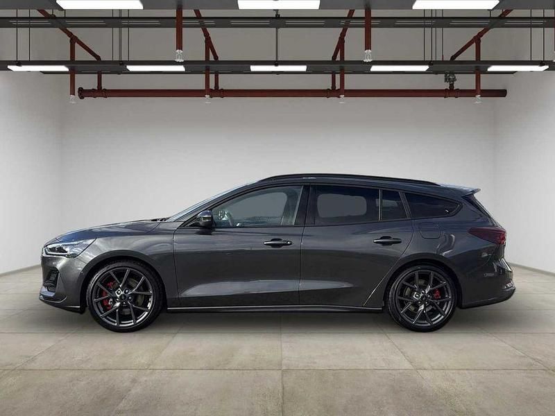 Neu Ford Focus ST 280 PS (205 kW) 2026 Grau Limousine