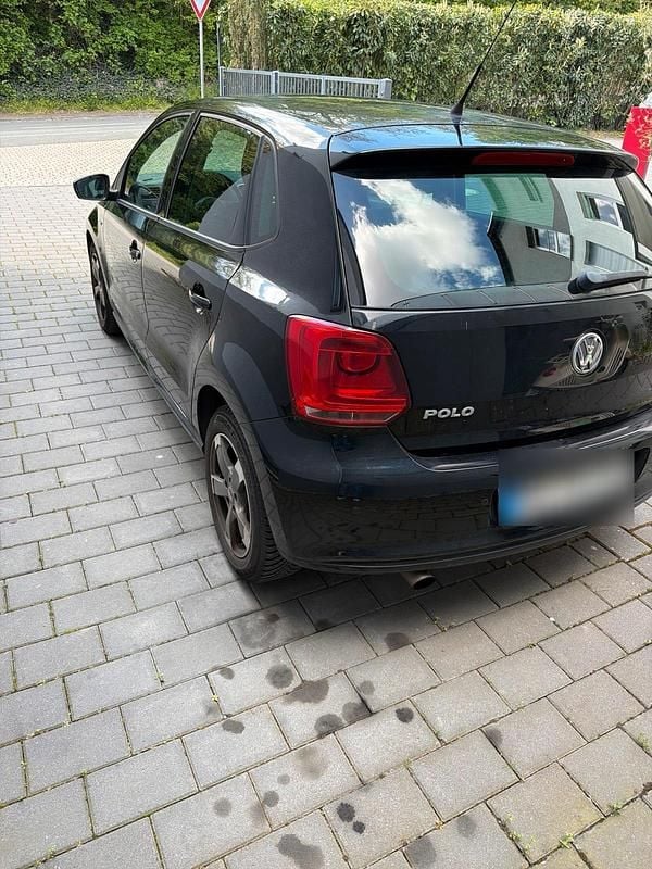 Gebraucht VW Polo 90 PS (66 kW) 2012 Schwarz Kleinwagen