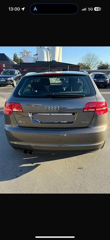 Gebraucht Audi A3 Attraction 150 PS (110 kW) 2012 Grau Limousine