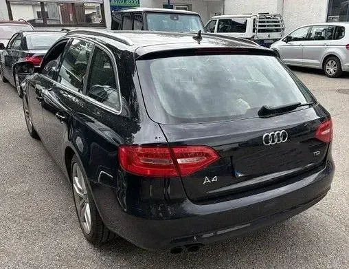 Gebraucht Audi A4 S-Line 177 PS (130 kW) 2013 Schwarz Kombi
