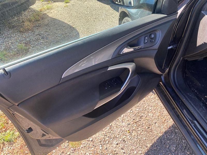 Gebraucht Opel Insignia Edition 120 PS (88 kW) 2014 Kombi