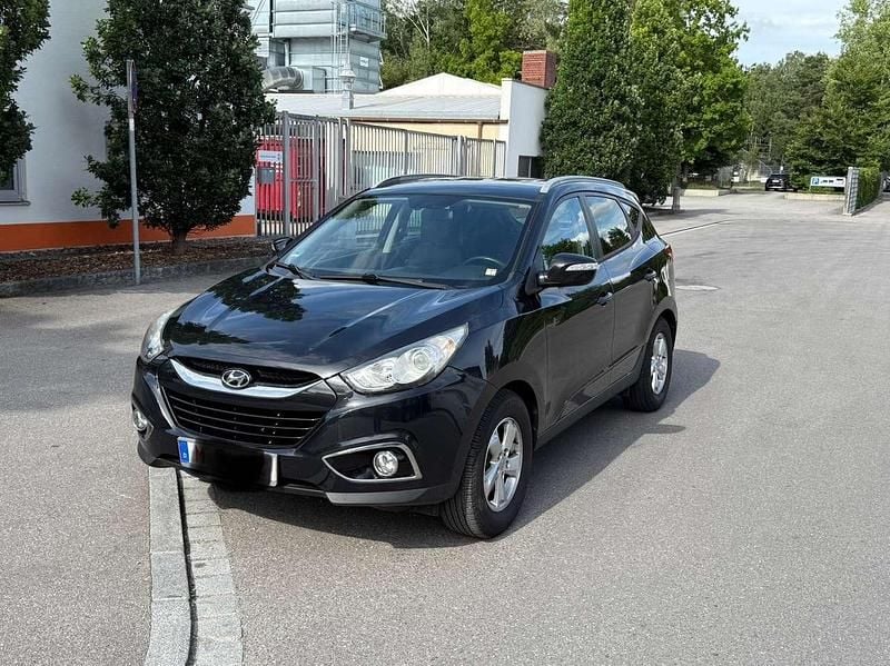 Schwarz Gebraucht 2010 Hyundai ix35 Style SUV | 4.999 € (Superpreis) - Bild 1/4