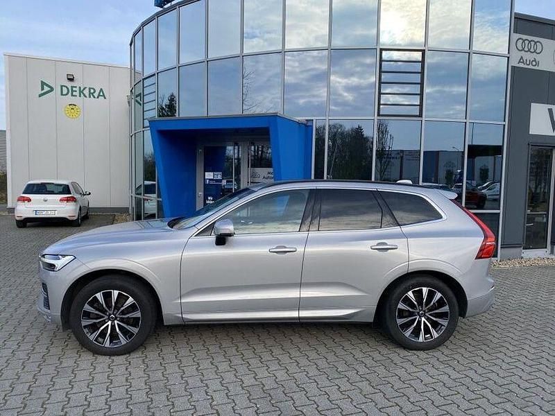 Gebraucht Volvo XC60 Core 197 PS (144 kW) 2022 Silber SUV