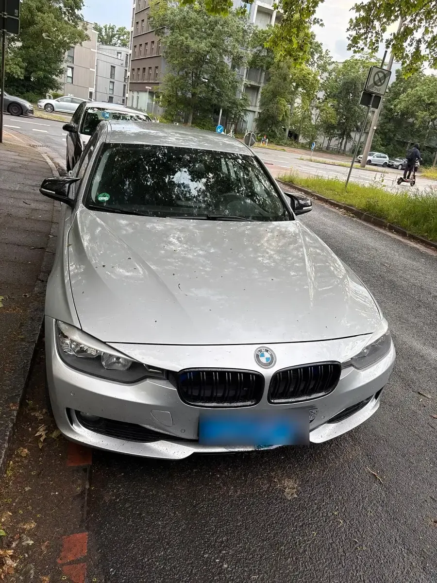 Gebraucht BMW 318 143 PS (105 kW) 2014 Silber Kombi