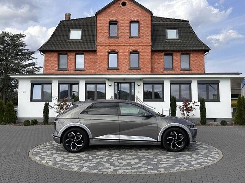 Grün Gebraucht 2022 Hyundai Ioniq 5 Techniq SUV | 24.950 € (Superpreis) - Bild 1/4