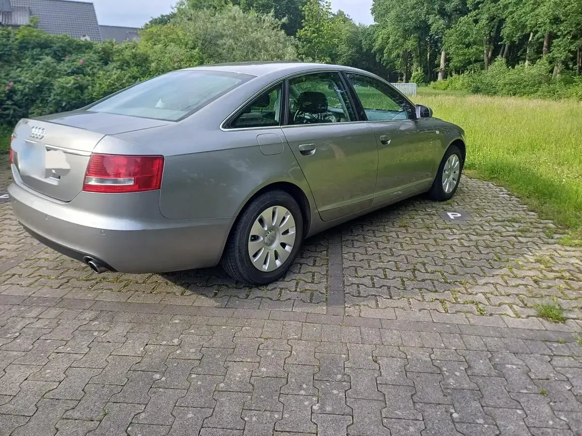 Gebraucht Audi A6 177 PS (130 kW) 2004 Grau Limousine
