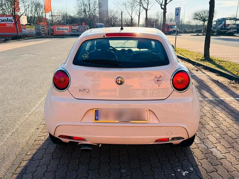 Gebraucht Alfa Romeo MiTo 95 PS (69 kW) 2011 Weiß Kleinwagen