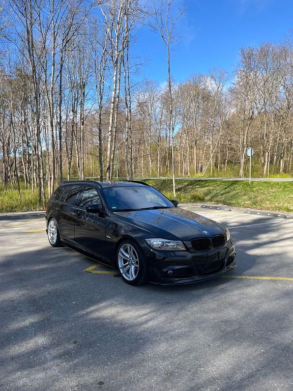 Second-hand BMW 325 Performance 197 CP (144 kW) 2009 Negru Break