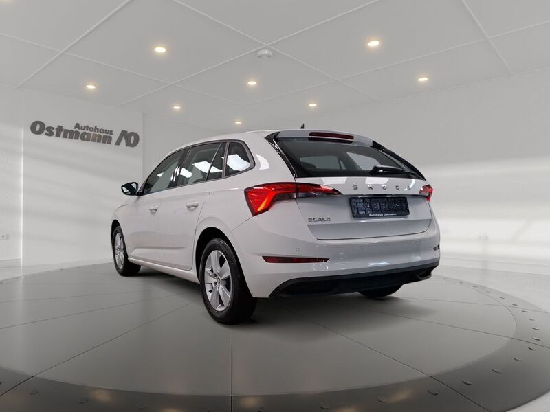 Occasion Skoda Scala Active 95 ch (69 kW) 2022 Blanc Citadine