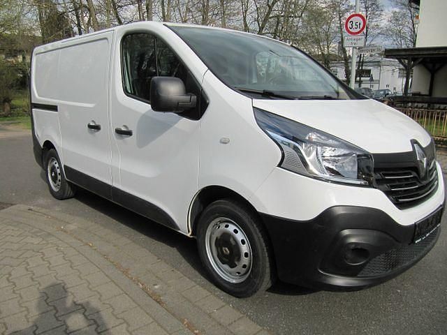 Gebraucht Renault Trafic Komfort 95 PS (69 kW) 2016 Van / Kleinbus