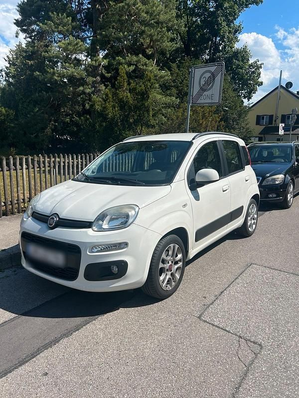 Weiß Gebraucht 2013 Fiat Panda Kleinwagen | 7.000 € (Fairer Preis) - Bild 1/4