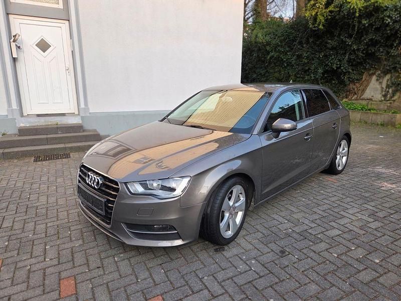 Gebraucht Audi A3 Ambition 150 PS (110 kW) 2013 Grau Limousine