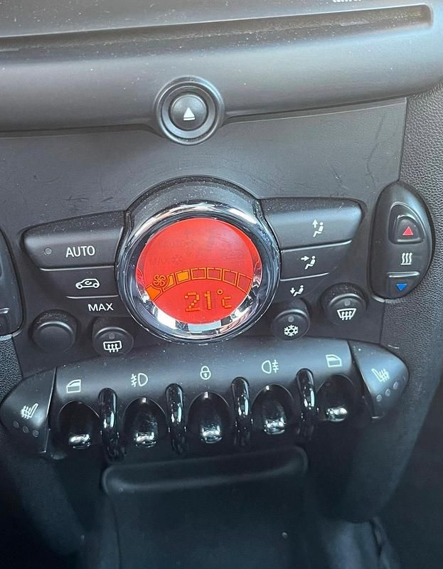 Gebraucht Mini Cooper 122 PS (89 kW) 2011 Schwarz Kleinwagen