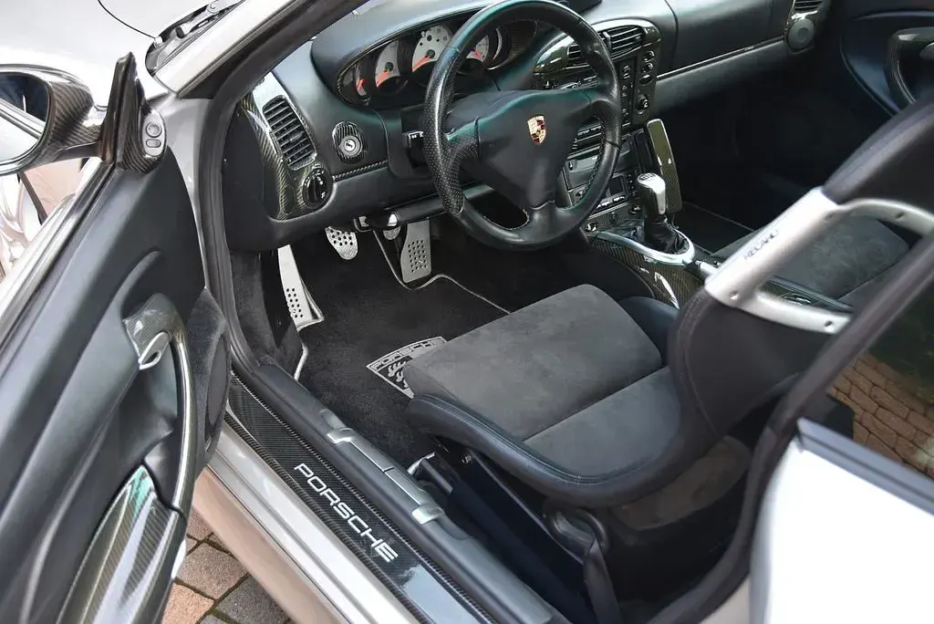 Gebraucht Porsche 996 320 PS (235 kW) 1999 Grau Coupé