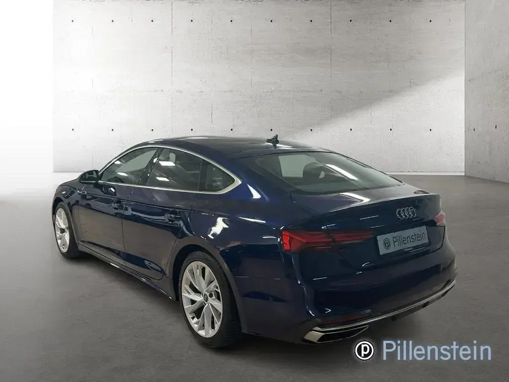 Gebraucht Audi A5 Sportback Advanced Plus 163 PS (119 kW) 2023 Blau Kleinwagen