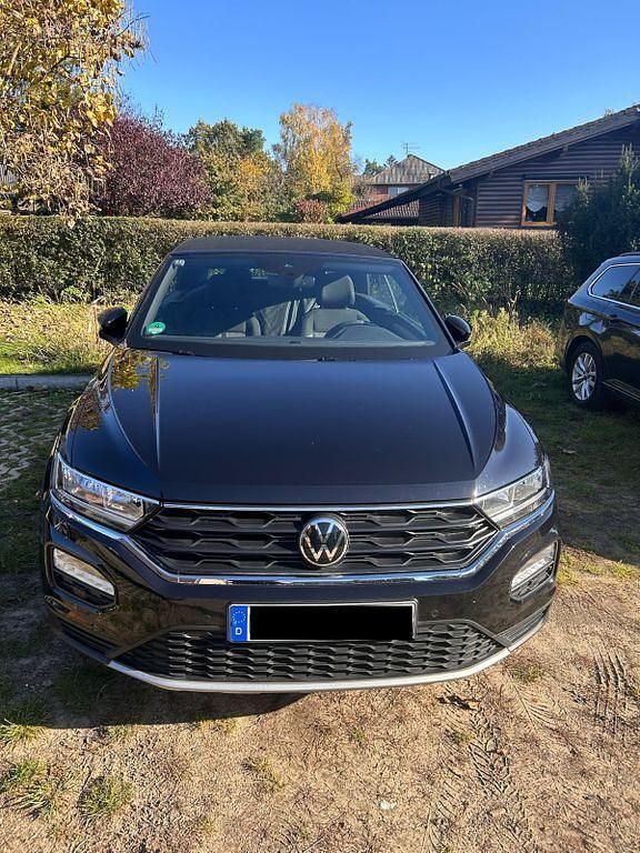 Gebraucht VW T-Roc Cabriolet Style 110 PS (80 kW) 2021 Schwarz Cabrio