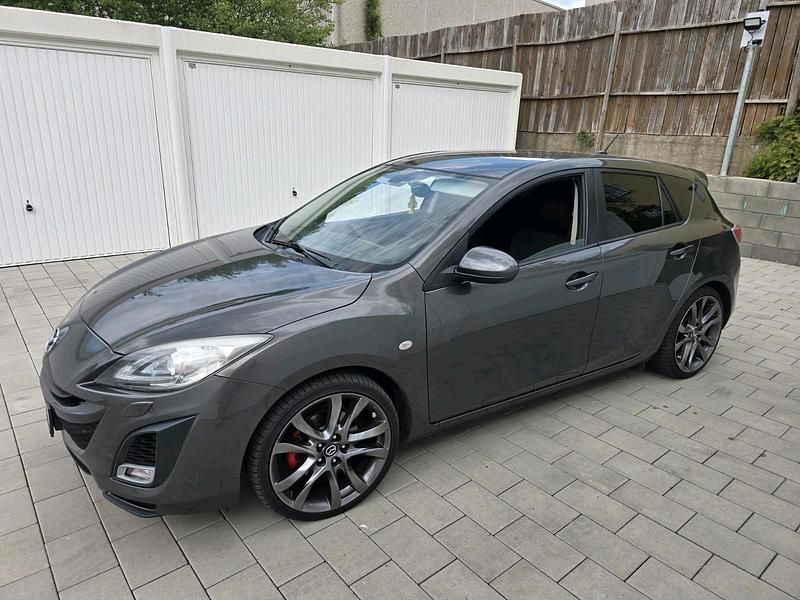 Grau Gebraucht 2010 Mazda 3 Sports-Line Kleinwagen | 3.800 € (Etwas zu teuer) - Bild 1/4