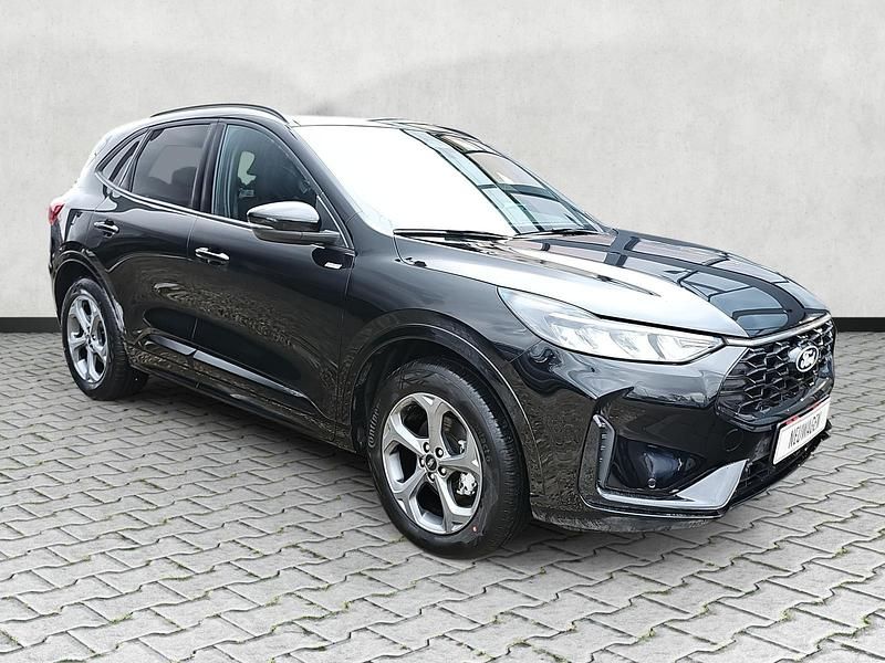 Neu Ford Kuga ST-Line 186 PS (136 kW) 2026 Agateblack metallic SUV