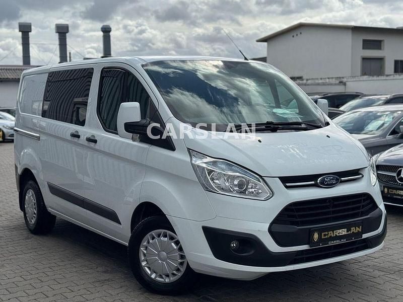 Weiß Gebraucht 2014 Ford Transit Custom Van / Kleinbus | 15.998 € (Etwas zu teuer) - Bild 1/4