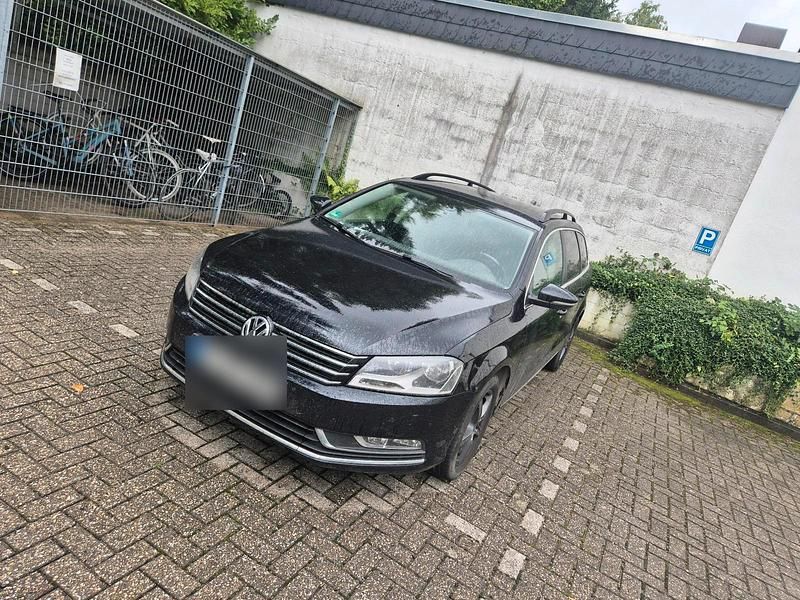 Gebraucht VW Passat Comfortline 140 PS (102 kW) 2013 Schwarz Kombi