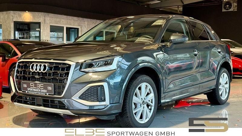Grau Gebraucht 2025 Audi Q2 Advanced Plus SUV | 28.900 € (Fairer Preis) - Bild 1/4