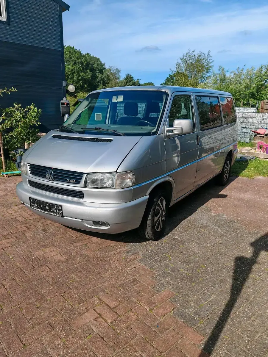 Gebraucht VW T4 102 PS (75 kW) 2002 Silber Van