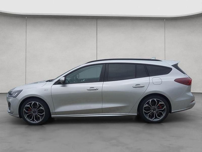 Nowe Ford Focus ST-Line X 155 KM (114 kW) 2025 Srebrny Kombi