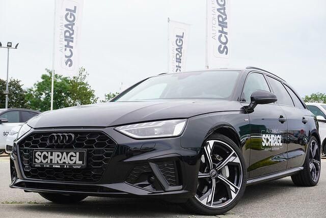 Gebraucht Audi A4 Competition 204 PS (150 kW) 2023 Mythosschwarz metallic Kombi