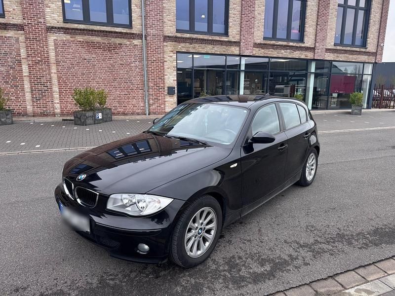 Gebraucht BMW 120 163 PS (119 kW) 2005 Schwarz Kleinwagen
