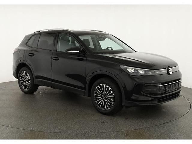 Grenadill schwarz metallic Neu 2025 VW Tiguan Life SUV | 48.995 € (Superpreis) - Bild 1/2