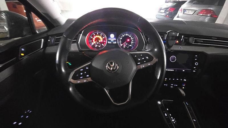 Gebraucht VW Passat Business 150 PS (110 kW) 2019 Grau Kombi