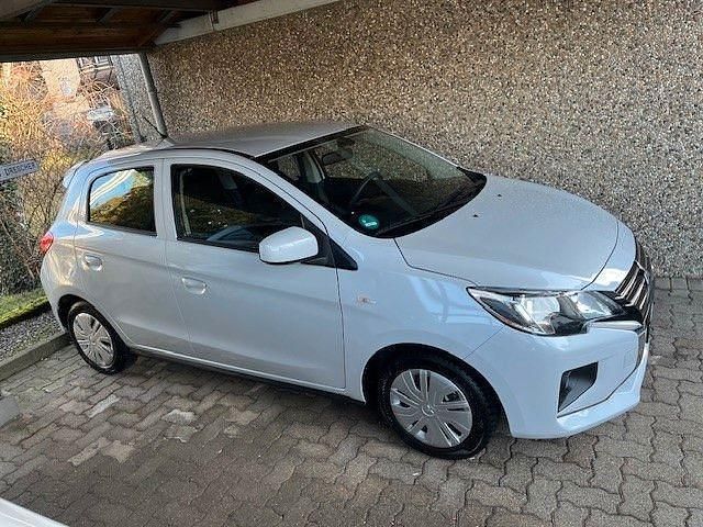 Gebraucht Mitsubishi Space Star Select 71 PS (52 kW) 2022 Weiß Kleinwagen