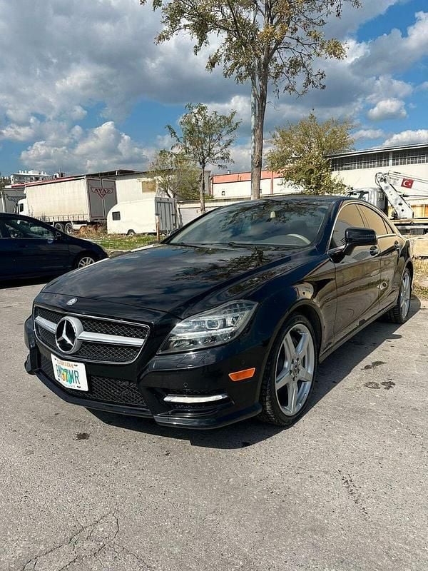 Schwarz Gebraucht 2013 Mercedes CLS550 Coupé | 11.750 € - Bild 1/4