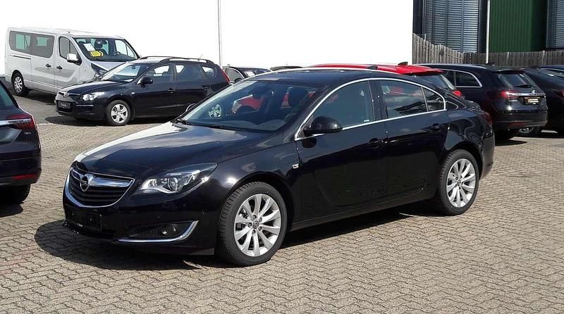 Gebraucht Opel Insignia Innovation 170 PS (125 kW) 2016 Schwarz Limousine
