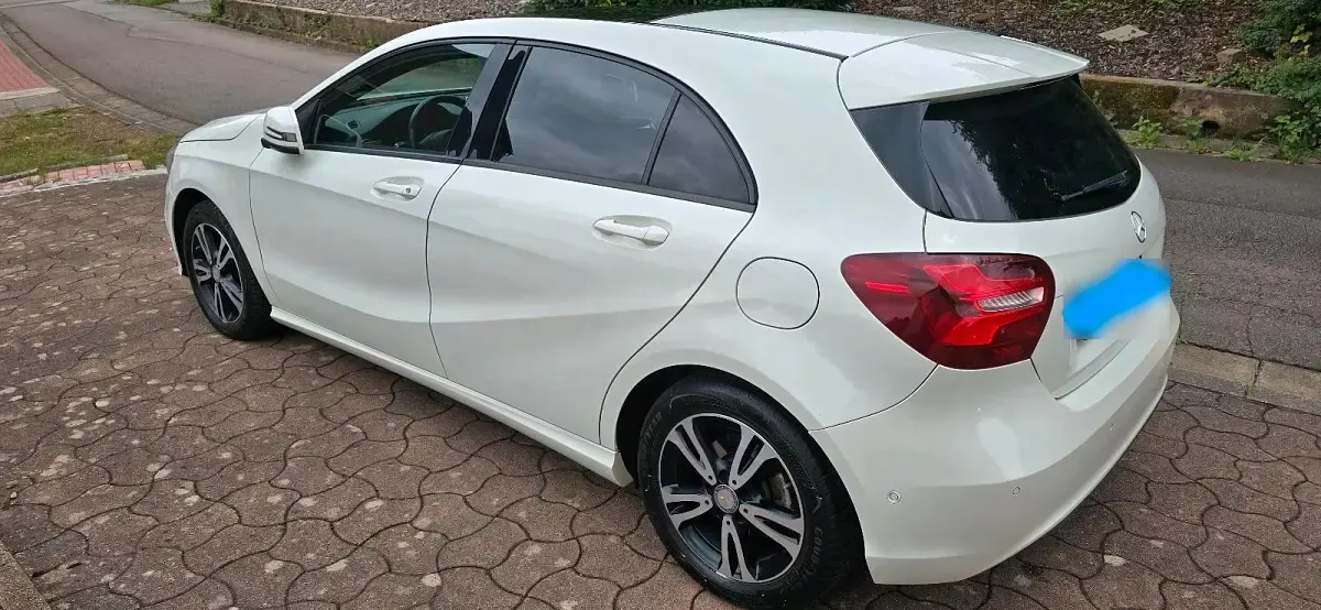 Gebraucht Mercedes A200 136 PS (100 kW) 2016 Weiß Limousine