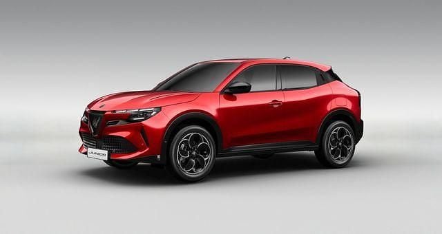 Rot (rosso brera) Gebraucht 2025 Alfa Romeo Junior | 36.990 € (Etwas zu teuer) - Bild 1/4