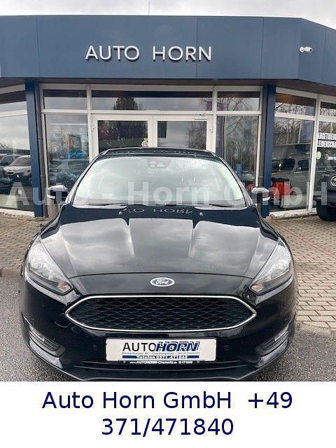 Gebraucht Ford Focus Cool & Connect 125 PS (91 kW) 2017 Schwarz Limousine